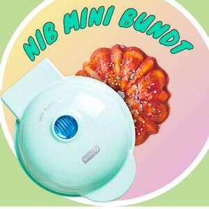 NIB Various NEVER Used Minis, Bundt, Pizzelle, & Waffle